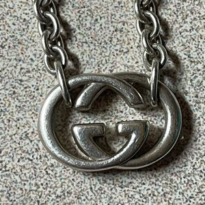 Gucci double G necklace